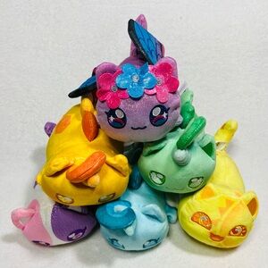 Aphmau Meemeows Kawaii Cute Blind Bag Kitty Honeycomb Shamrock Celestial